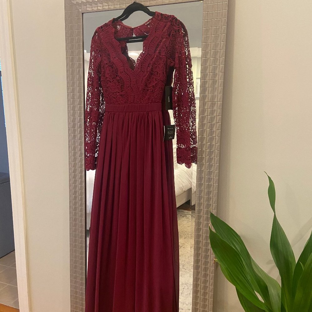 NWT Lulus Awaken My Love Burgundy Lace Maxi Dress Long Sleeve Open Back Sz Small
